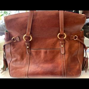 Reddish brown leather Dooney&Bourke purse